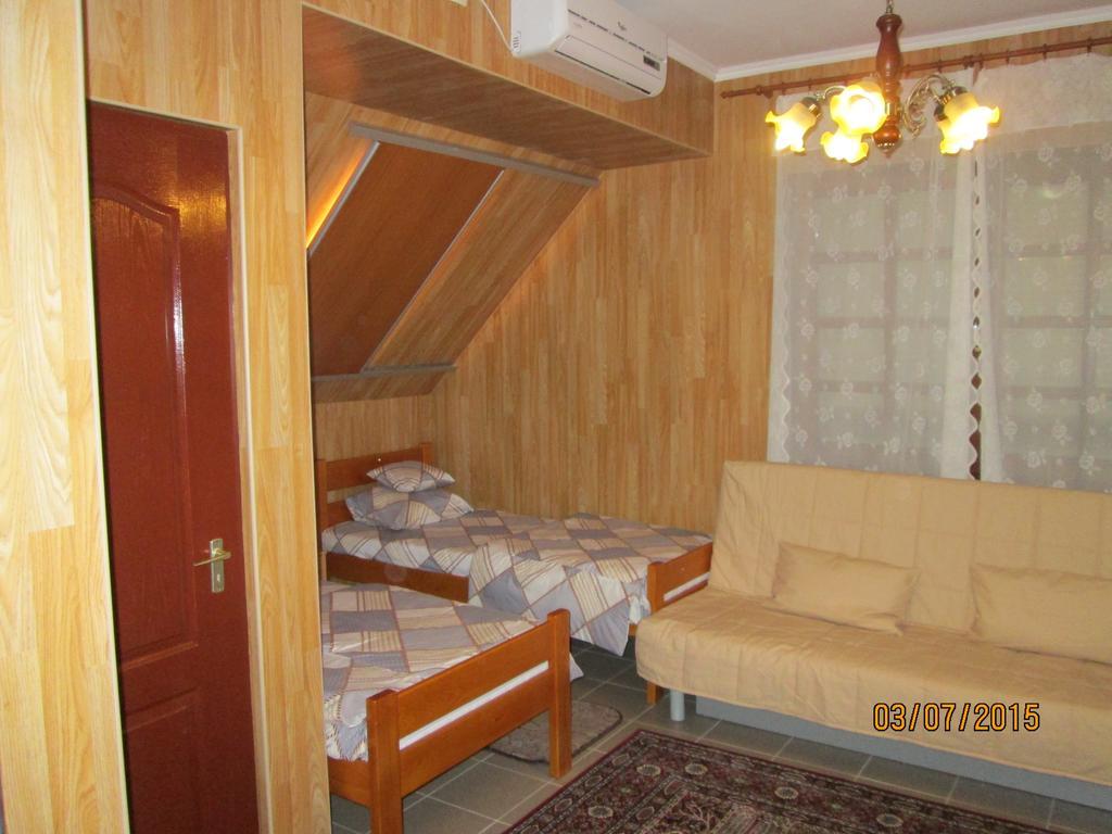 Kisherceg Szallashely Budapeşte Oda fotoğraf